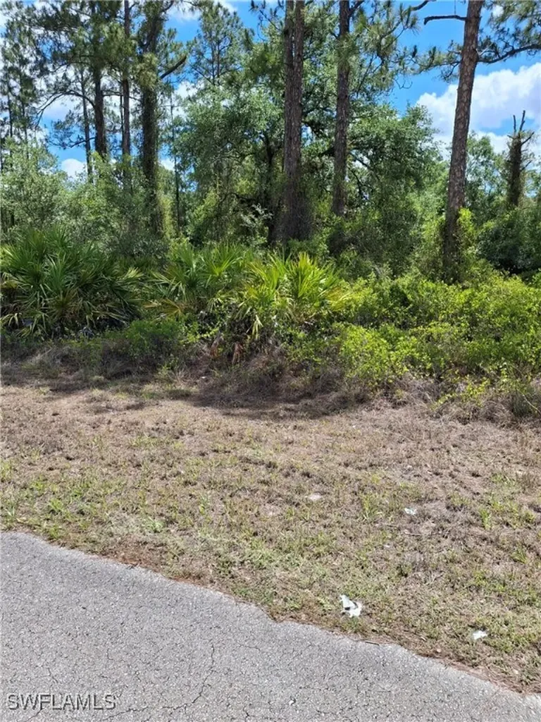 1702 8th Avenue Lehigh Acres FL 33972