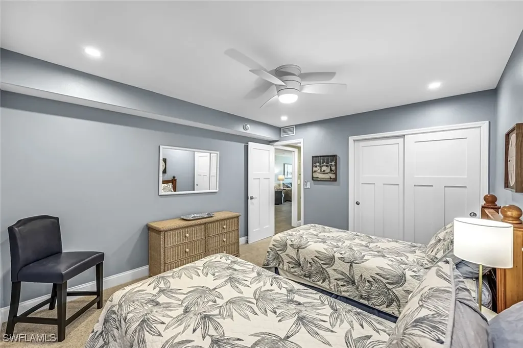 232 Banyan Boulevard Naples FL 34102