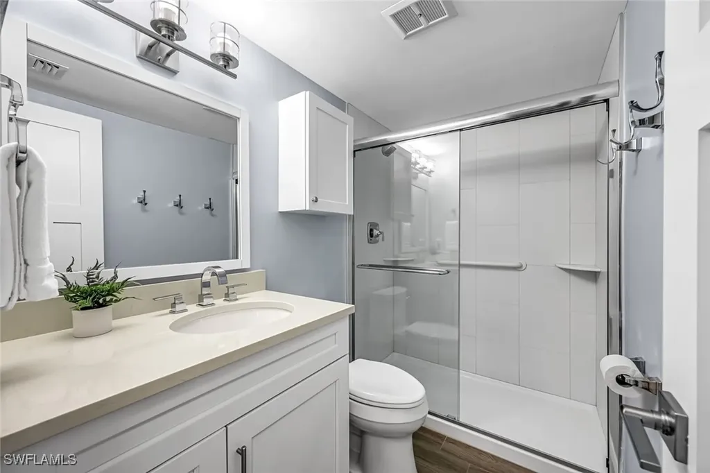 232 Banyan Boulevard Naples FL 34102