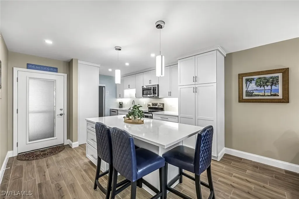 232 Banyan Boulevard Naples FL 34102