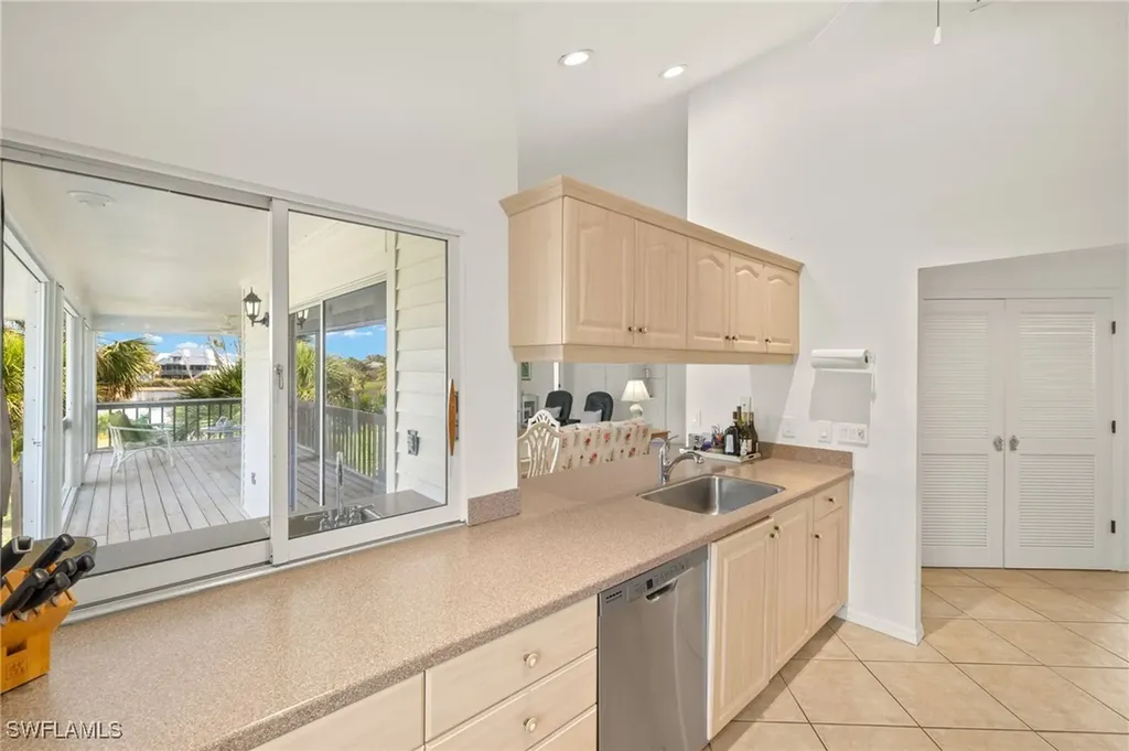 595 Sea Oats Drive Sanibel FL 33957