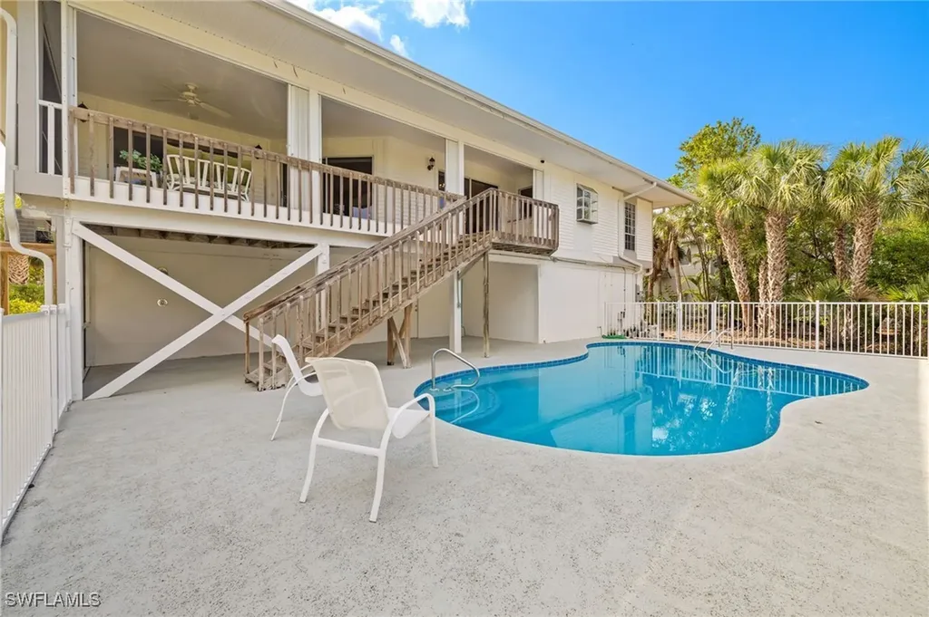 595 Sea Oats Drive Sanibel FL 33957