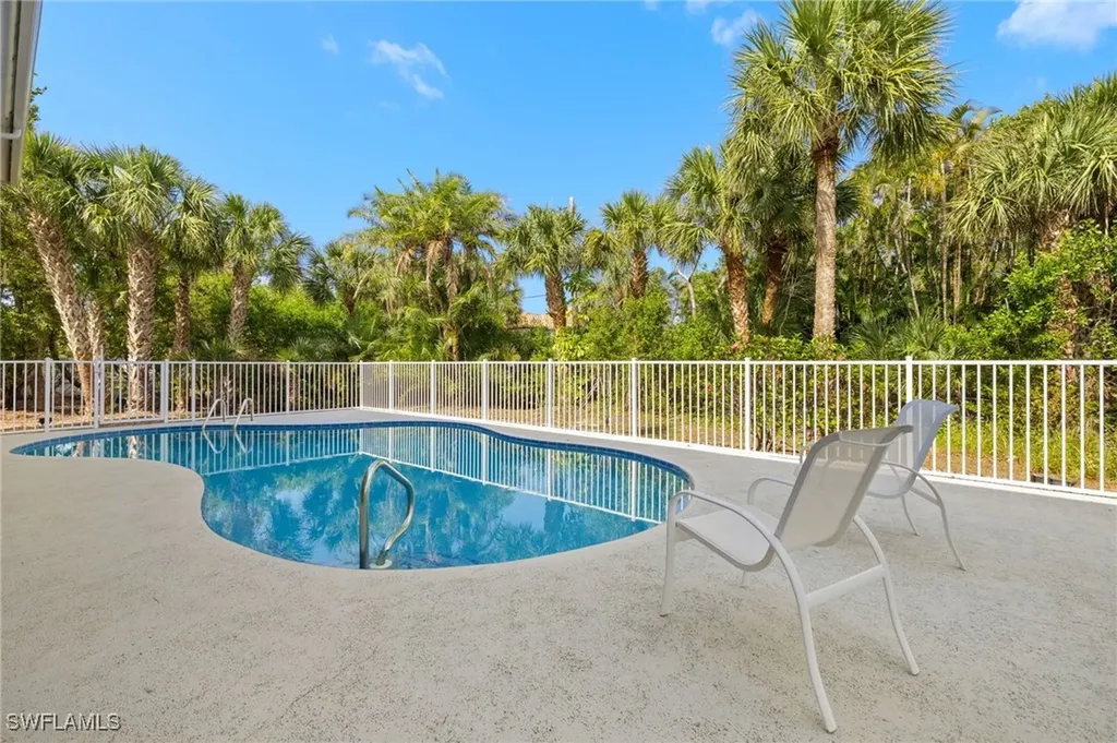 595 Sea Oats Drive Sanibel FL 33957