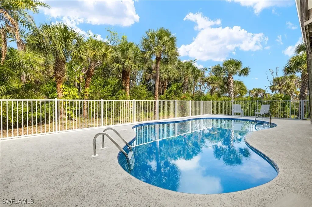 595 Sea Oats Drive Sanibel FL 33957