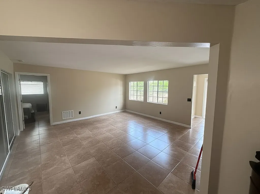 4335 18th Avenue SE Naples FL 34117