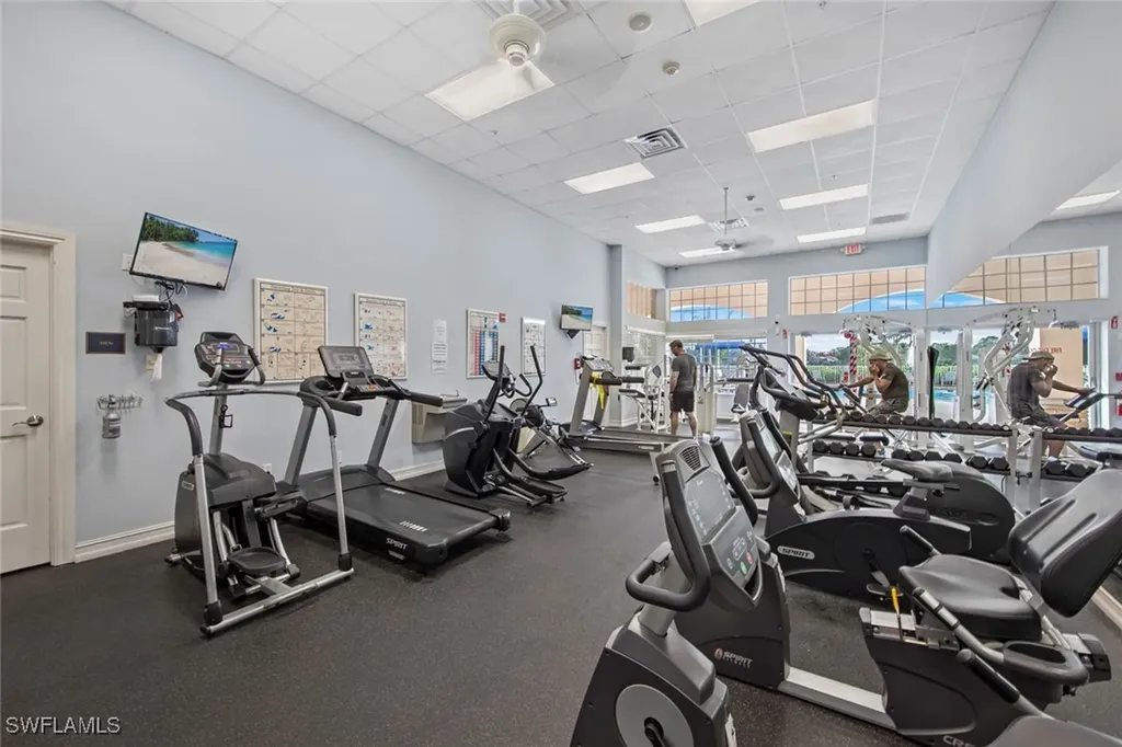 7800 Woodbrook Circle Naples FL 34104