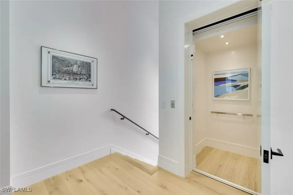 493 Carica Road Naples FL 34108