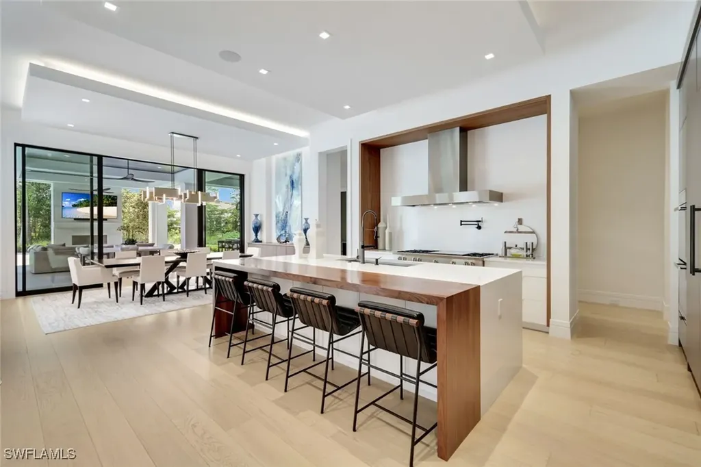 493 Carica Road Naples FL 34108