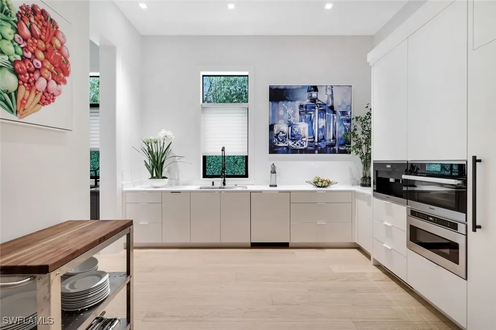 493 Carica Road Naples FL 34108