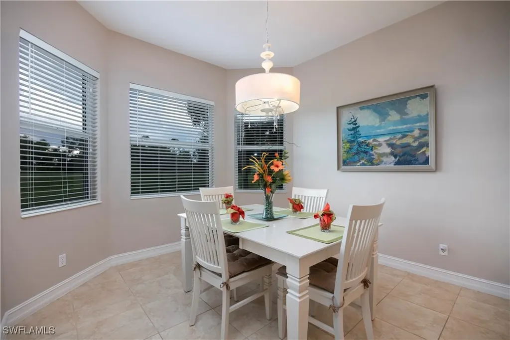 6088 Dogleg Drive Naples FL 34113