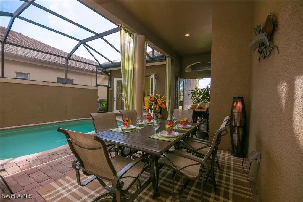 6088 Dogleg Drive Naples FL 34113