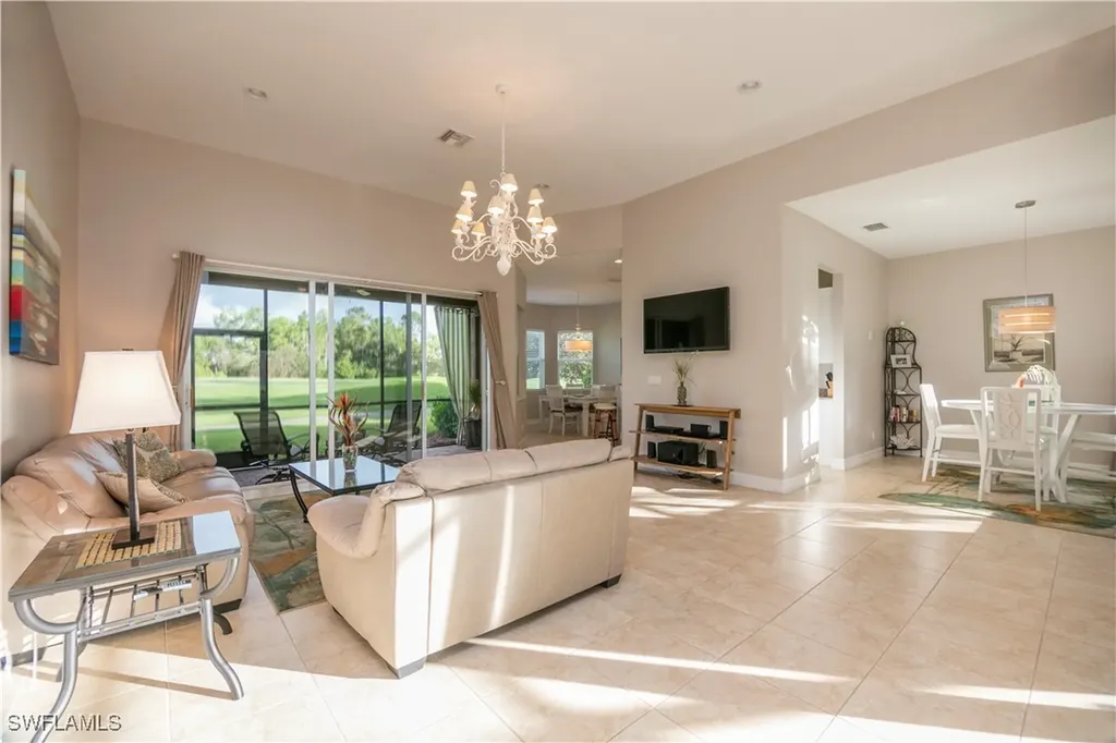 6088 Dogleg Drive Naples FL 34113