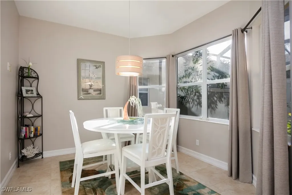 6088 Dogleg Drive Naples FL 34113