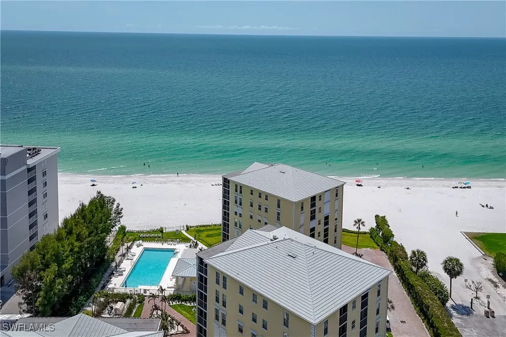 3483 Gulf Shore Boulevard N Naples FL 34103