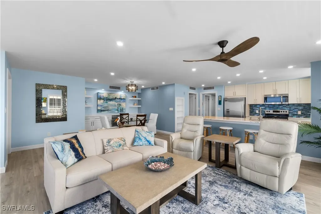 3483 Gulf Shore Boulevard N Naples FL 34103