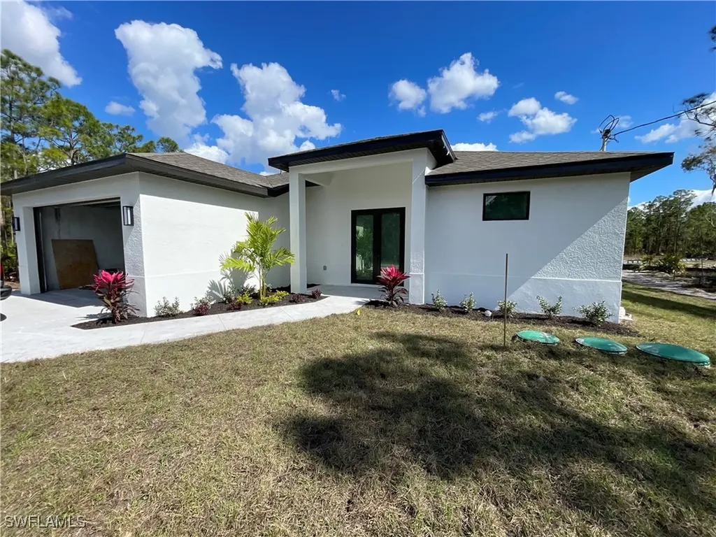 829 Gillian Avenue Lehigh Acres FL 33974