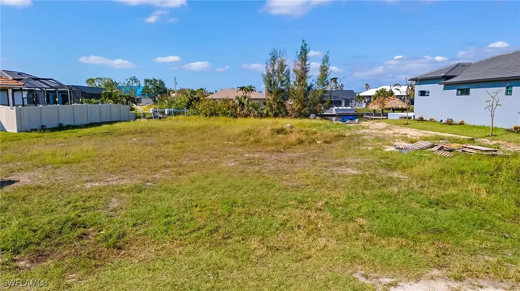 3914 SW 25th Place Cape Coral FL 33914