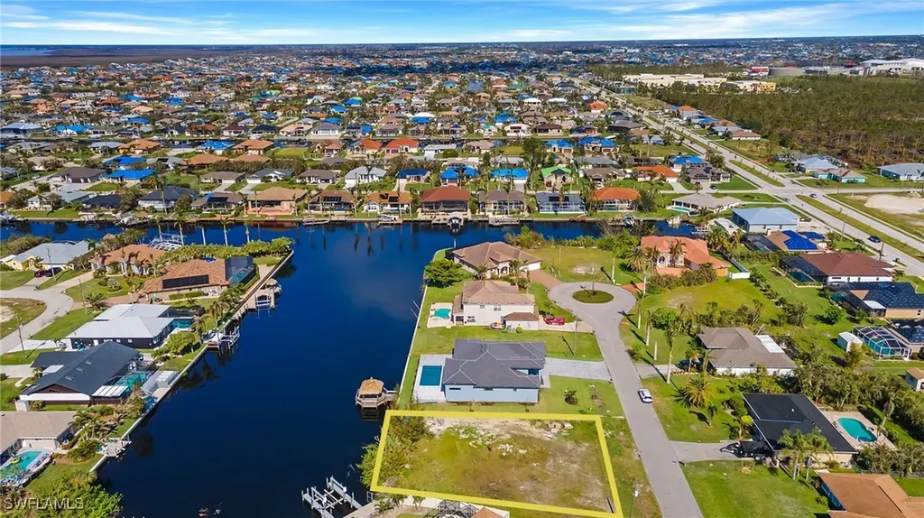 3914 SW 25th Place Cape Coral FL 33914