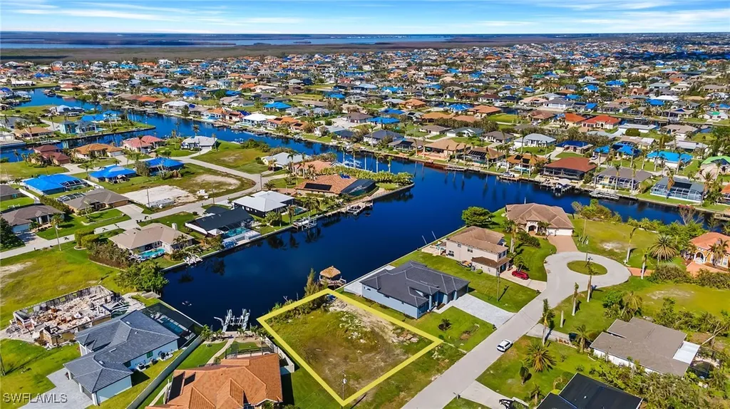 3914 SW 25th Place Cape Coral FL 33914