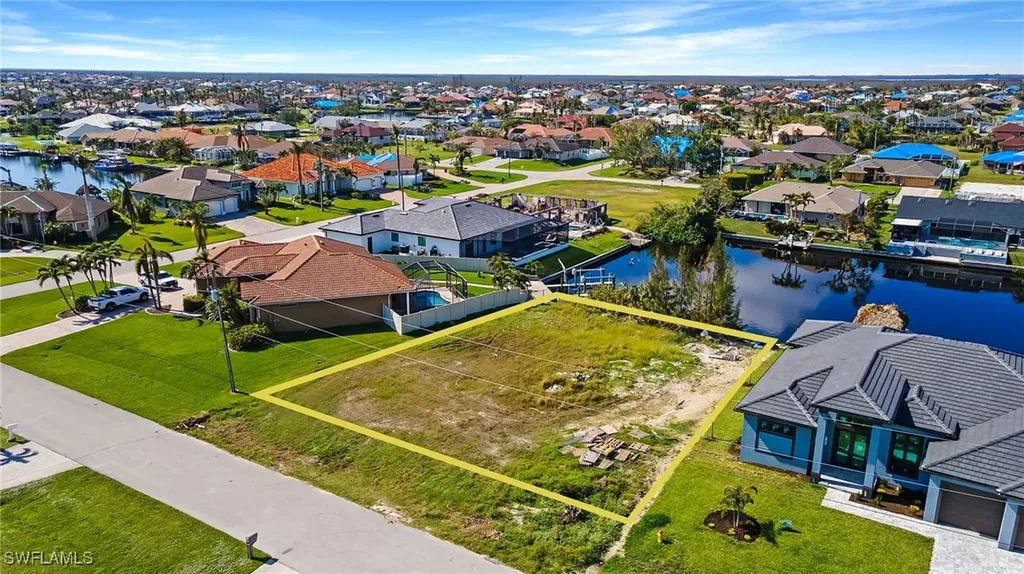 3914 SW 25th Place Cape Coral FL 33914