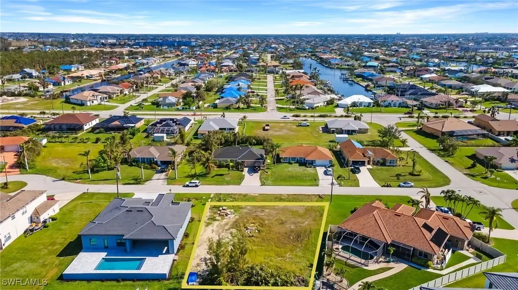 3914 SW 25th Place Cape Coral FL 33914