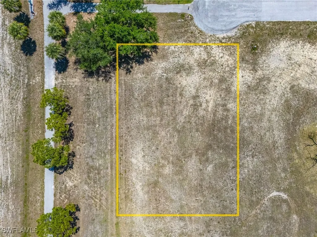 2418 SW 11th Avenue Cape Coral FL 33914