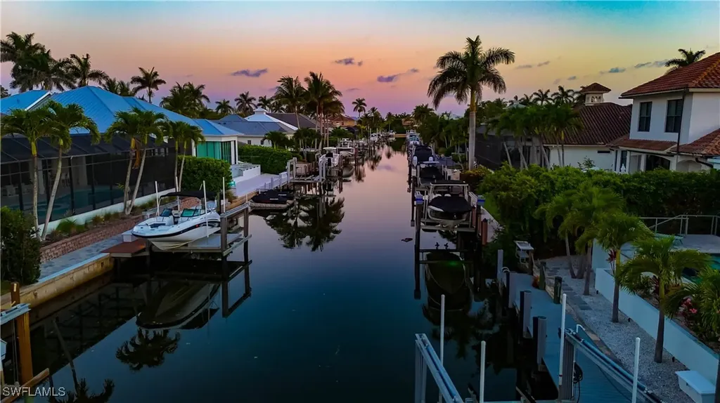 1807 Snook Drive Naples FL 34102