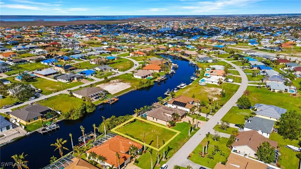 3412 SW 25th Place Cape Coral FL 33914