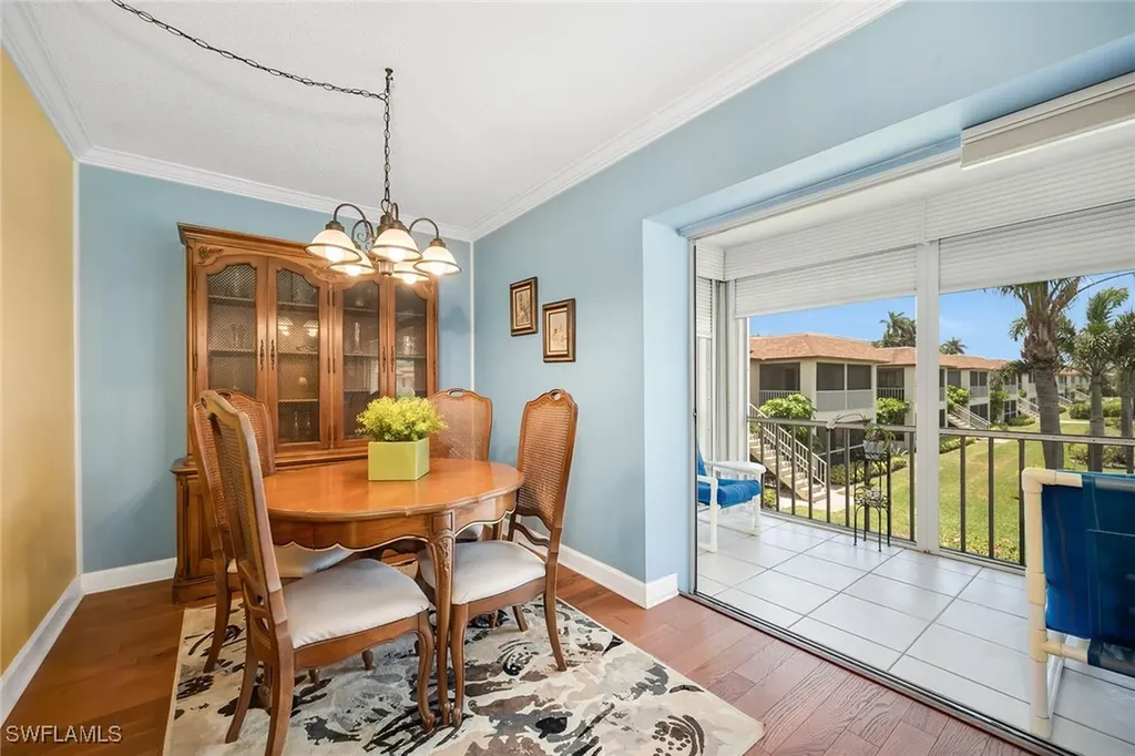 1155 Sandpiper Street Naples FL 34102