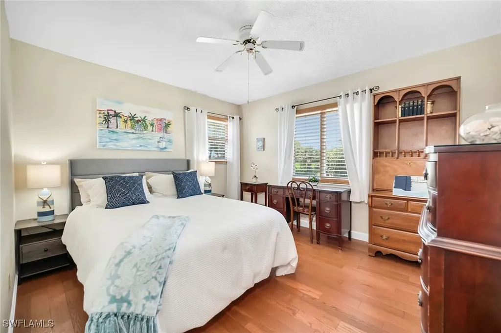 1155 Sandpiper Street Naples FL 34102