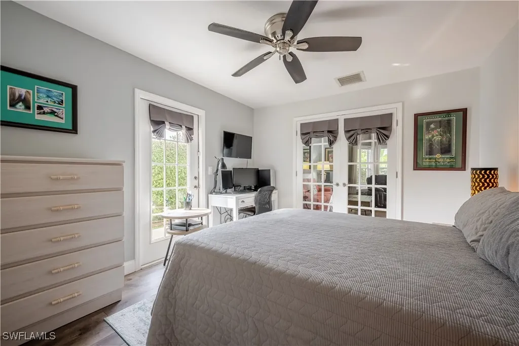 386 Belville Boulevard Naples FL 34104