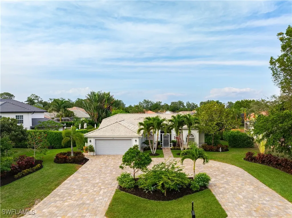 386 Belville Boulevard Naples FL 34104