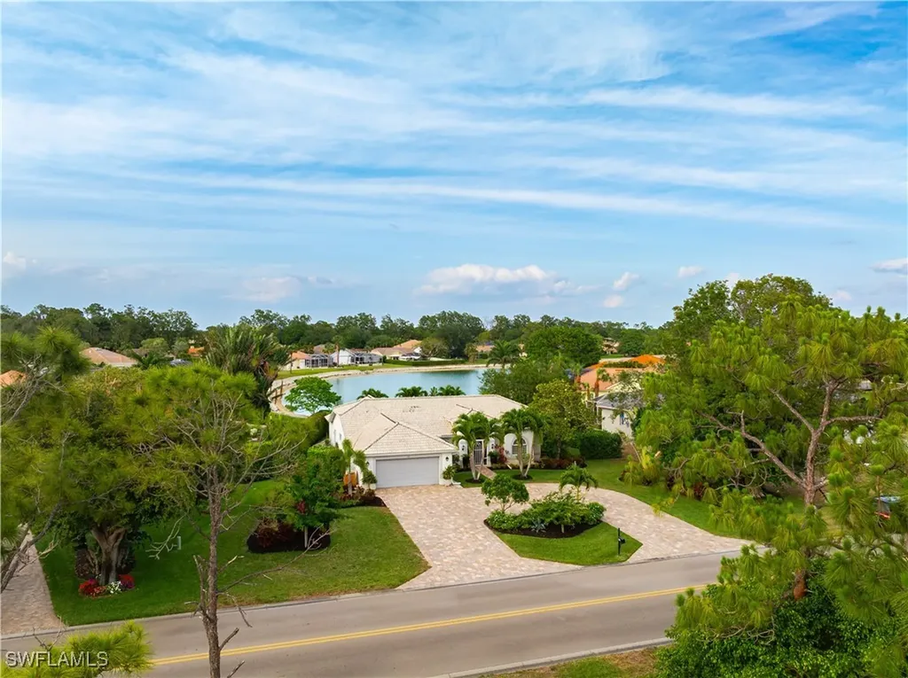 386 Belville Boulevard Naples FL 34104