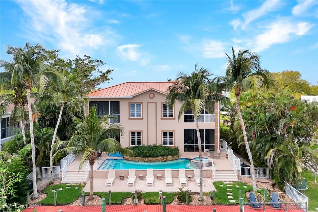 1485 Chesapeake Avenue Naples FL 34102