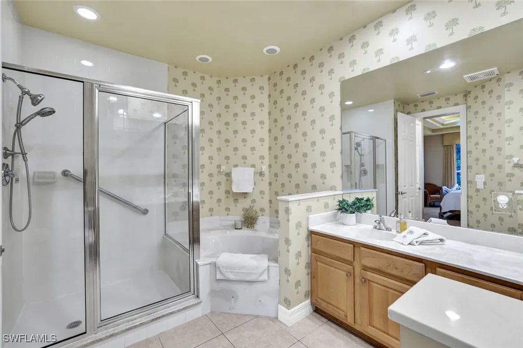 1485 Chesapeake Avenue Naples FL 34102