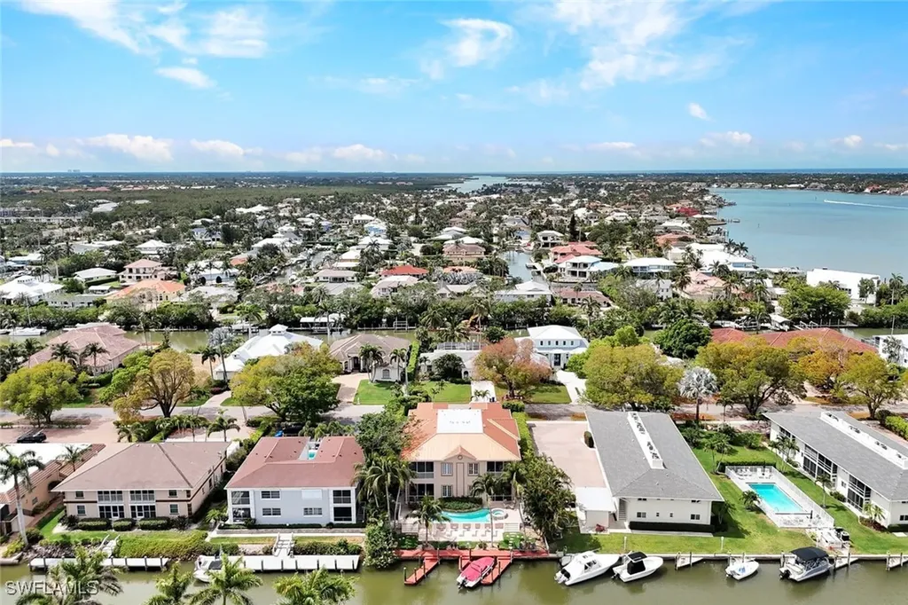 1485 Chesapeake Avenue Naples FL 34102