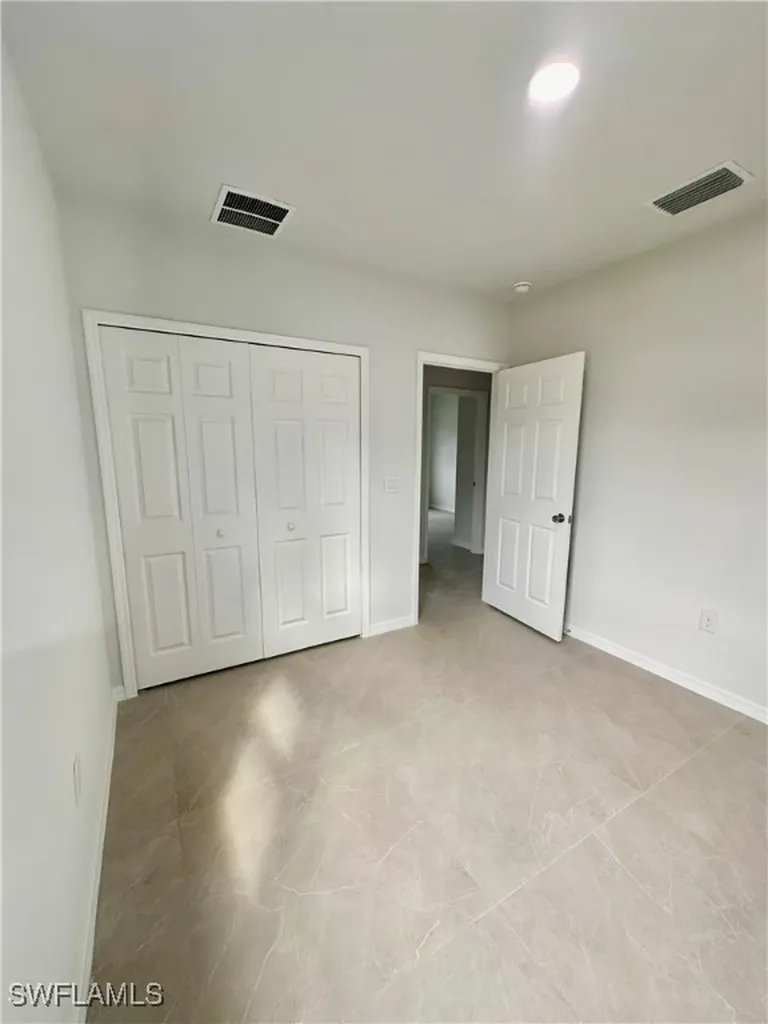 2509 38th Street SW Lehigh Acres FL 33976