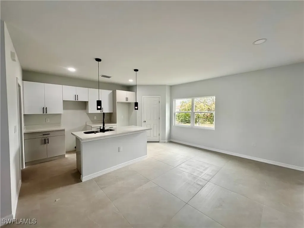 2509 38th Street SW Lehigh Acres FL 33976