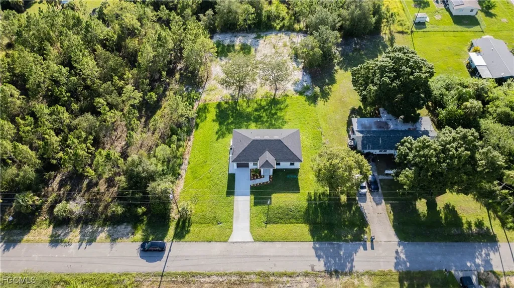 919 Glenn Avenue Lehigh Acres FL 33972