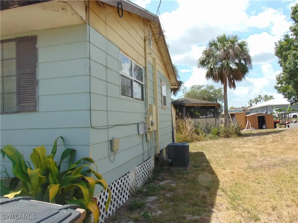 2917 13th Street W Lehigh Acres FL 33971