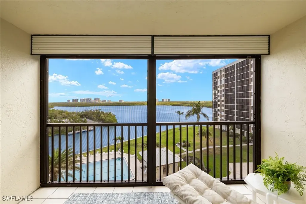 15 Bluebill Avenue Naples FL 34108