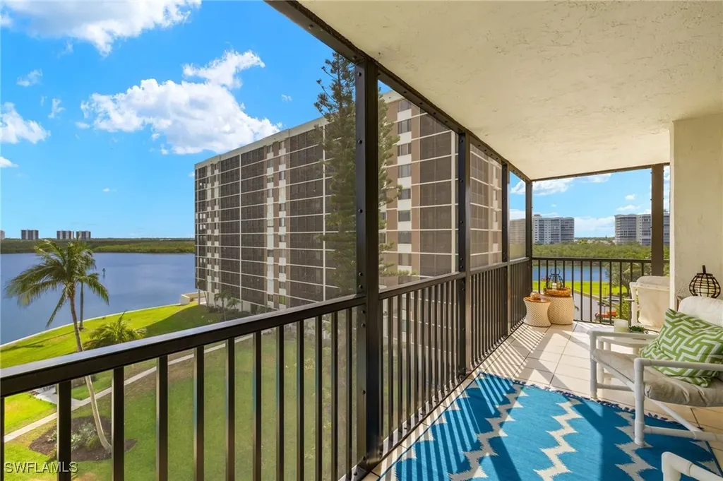 15 Bluebill Avenue Naples FL 34108