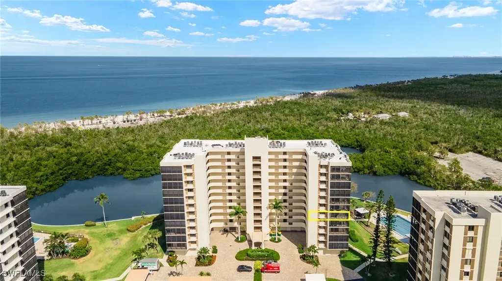 15 Bluebill Avenue Naples FL 34108