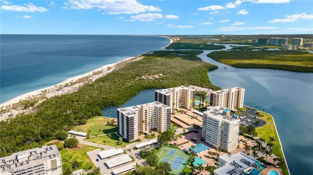 15 Bluebill Avenue Naples FL 34108