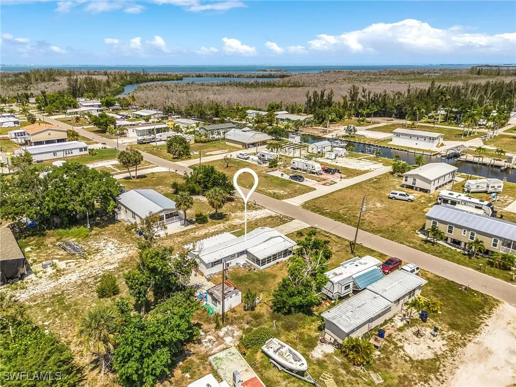 5099 Flamingo Drive St. James City FL 33956