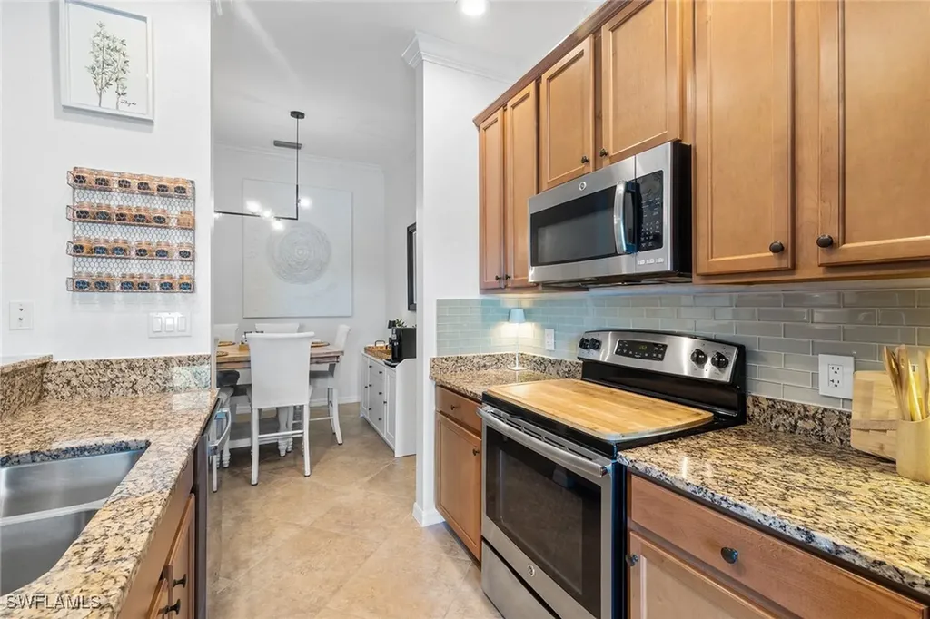 9510 Avellino Way Naples FL 34113