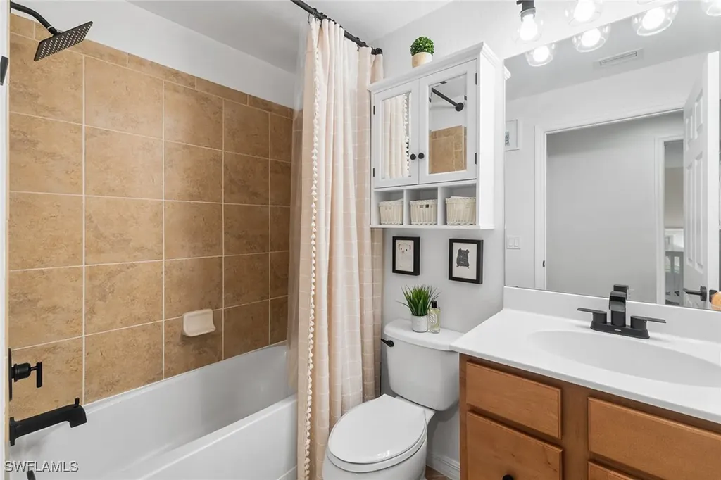 9510 Avellino Way Naples FL 34113