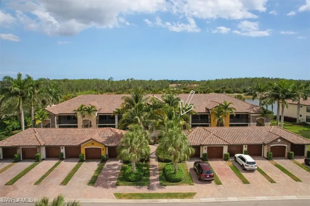 9510 Avellino Way Naples FL 34113