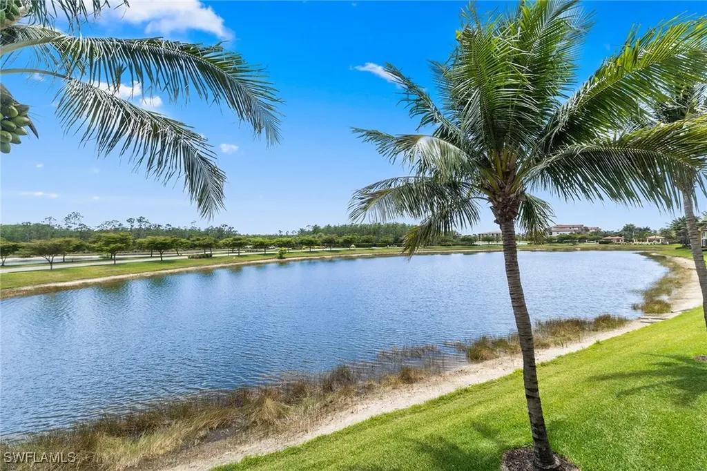 9510 Avellino Way Naples FL 34113