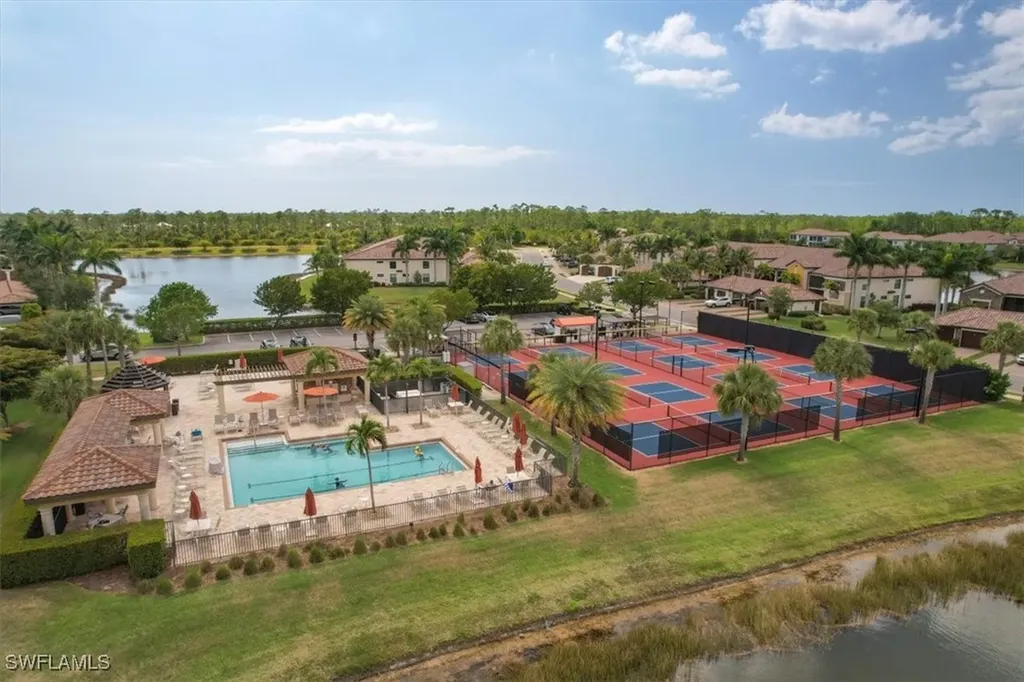 9510 Avellino Way Naples FL 34113